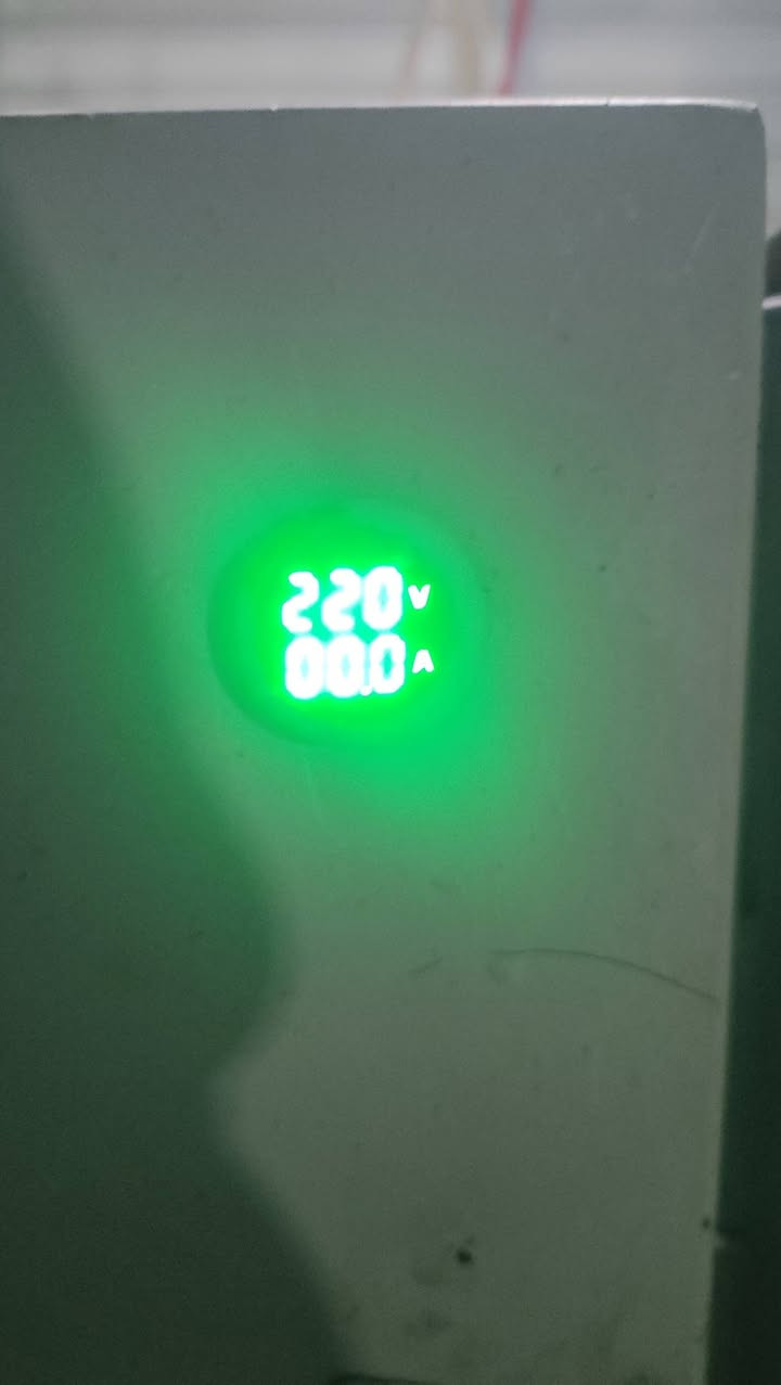 السلام عليكم متاح مولده دويز 912 ابو الصاروخ 3بستم محرك بلادي مامفتوح سهل نينوى ناحية
راس توليد 30 KV 

برطلة...*********** السعر 35 ورقة
