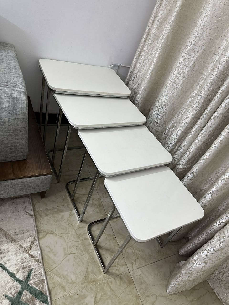 طبلات  4 للبيع لون ابيض ورجل لون فضي  السعر 65 الف وبي مجال بسيط


**إذا كنت صاحب هذا الإعلان وتريد حذفه لأي سبب، رجاءا أرسل رسالة إلى الدعم الفني**