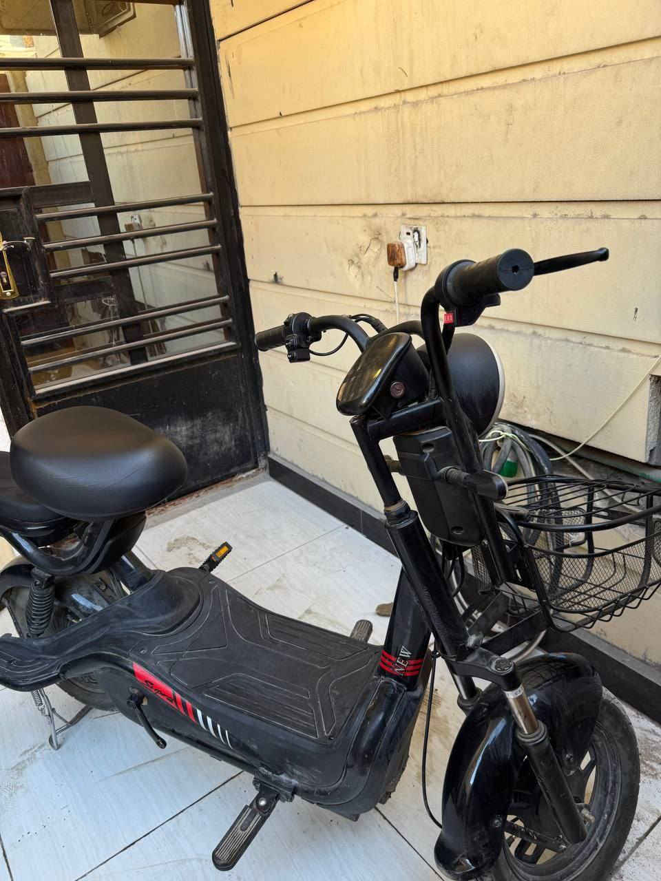 دراجه شحن كهربائي للبيع مستعجل 300وبيه مجال مكاني بغداد السيديه رقمي اتصال ***********
