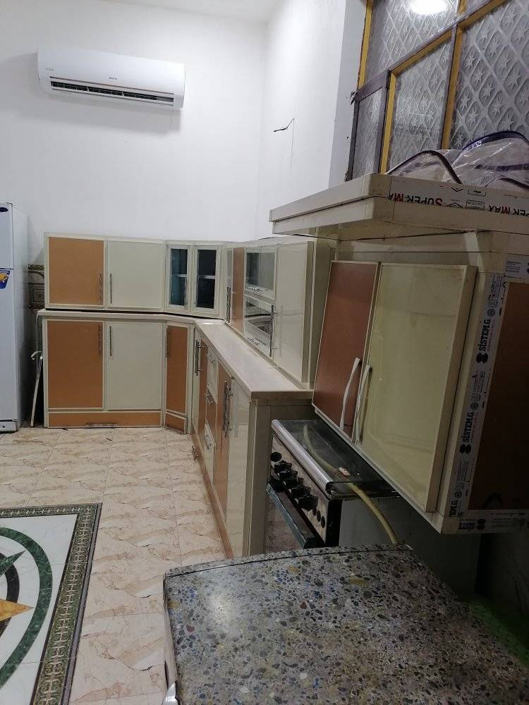 الشراي يتصل ***********
***********
غراض بيت للبيع كوله اخو الجديد وشرط الفحص والضمان مكاني كربلاء المقدسة قرب جامعه فريحه
