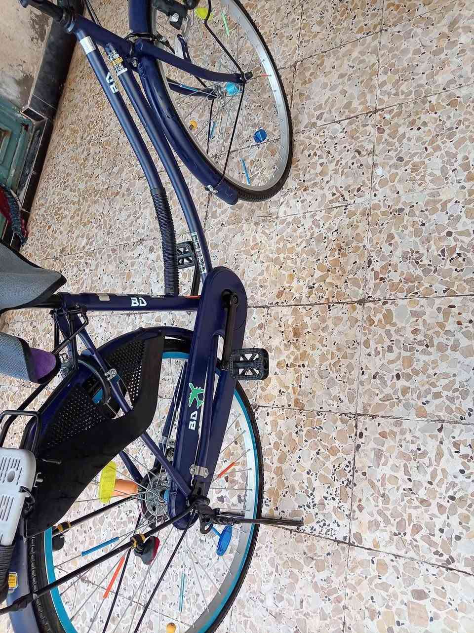 من رخصه ادمن متاح بايسكل بناتي حجم 26 جديد استعمال ايام بعده أوراقه كامله سعر130 اوبي مجال قليل قادسيه ***********
