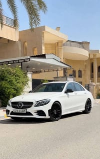 للبيع – Mercedes-Benz C300 موديل 2018 ✨ سيارة نظيفة جداً، استخدام شخصي...