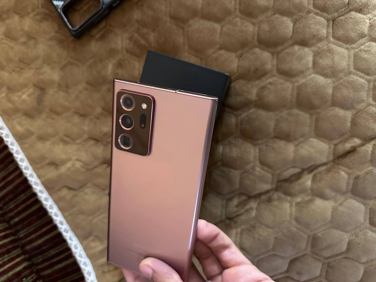 NOT 20 الترا للبيع
جهاز جديد كلش 
ذاكرته ٢٥٦ 
شرق أوسط الأصلي دبل سيم كارت 
فقط الجهاز ماعندي غراضه 
سعره ٤٥٠ الف بي مجال بسيط 
*********** 
بغداد مكاني
