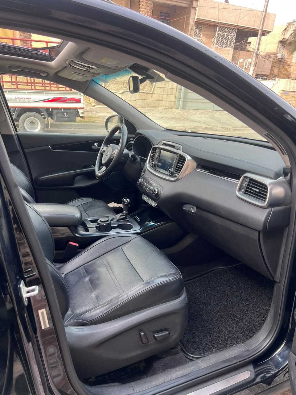 السلام عليكم
للبيع كيا سورنتو

موديل 16 الفئه SX V6

اخوان السياره وارد امريكي 

فوول مواصفات 1/1

الضرر جاملغ ايسر فقط بدون دواخل

صورة السونار مع الصور

السياره فوول من حساس التاير للبانوراما

كشنات كهرباء تدفئه تبريد

السياره 7 راكب

محرك6 سلندر 

بانوراما

بلاجكتور خليه

ويل كروم

الون اسود ميتالك

السياره جاهزه بدون اي نقوصات

رقم بغداد تحويل مباشر

معروفه مواصفات الXS

تجي فوول الفول 

ماشيه 92 مايل

صور الحادث مع المنشور

مكان السياره بغداد

السعر ب194$ ورقه وبيه مجال بسيط حك الجيه

واي استفسار اني حاضر

***********

***********

( محمد الصعب )
