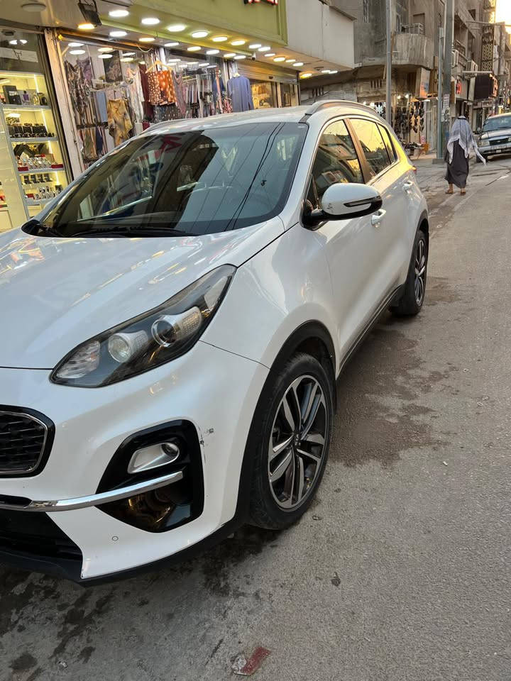 سبورتج 2019
خليجي الممشى 80 الف 
سيارة مكفوله من كلشي بس بارد بيها 
عنوان بغداد الحرية 
السعر 185 
ملف بالنشر يعني راح اخليلك رقم صاحبها 
وتصل وتفاهم ويا 
***********
