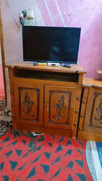 السلام عليكم 
غرفه نجاره عراقيه صاج 
السعر 900 وبيه مجال لشراي
الاتصال على الرقم 
*********** بيه واتساب 
ناصريه سوق الشيوخ
