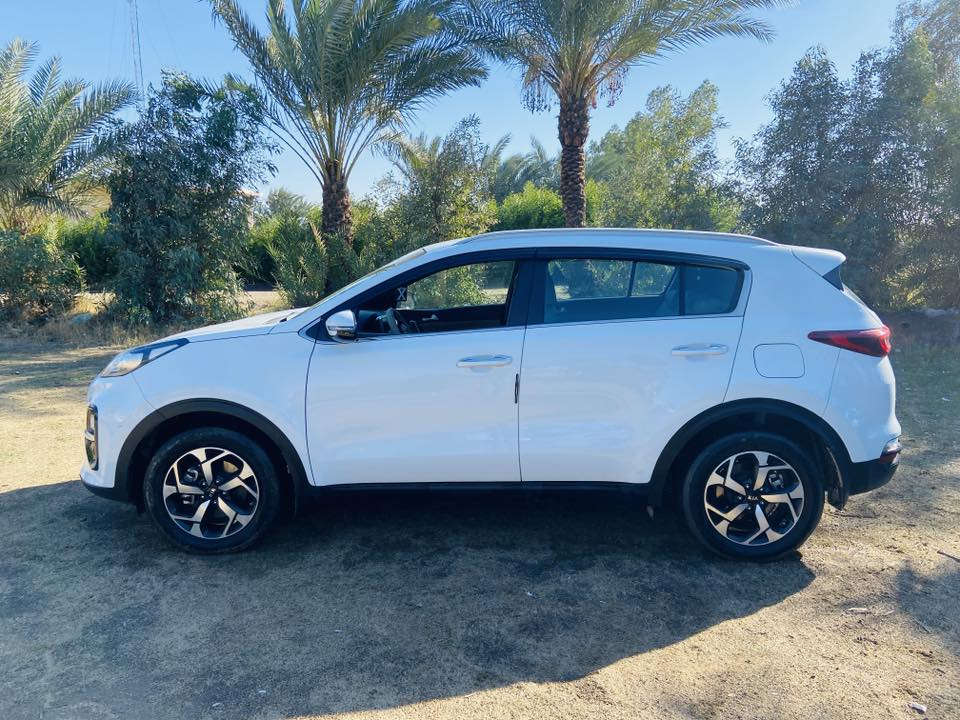 ‏سلام عليكم للبيع سبورتج 2020خليجي مشروع وطني رقم بغداد الجديد باسمي محرك 2000 دوش محرك والكير على الشركةالسيارة بدون صبغ بدون تبديل بيها كارت بسيط الباقي كفالة ماشية 99الف السعر 197وبي مجال لشراي العنوان بغداد المحمودية استفسار☎️***********
