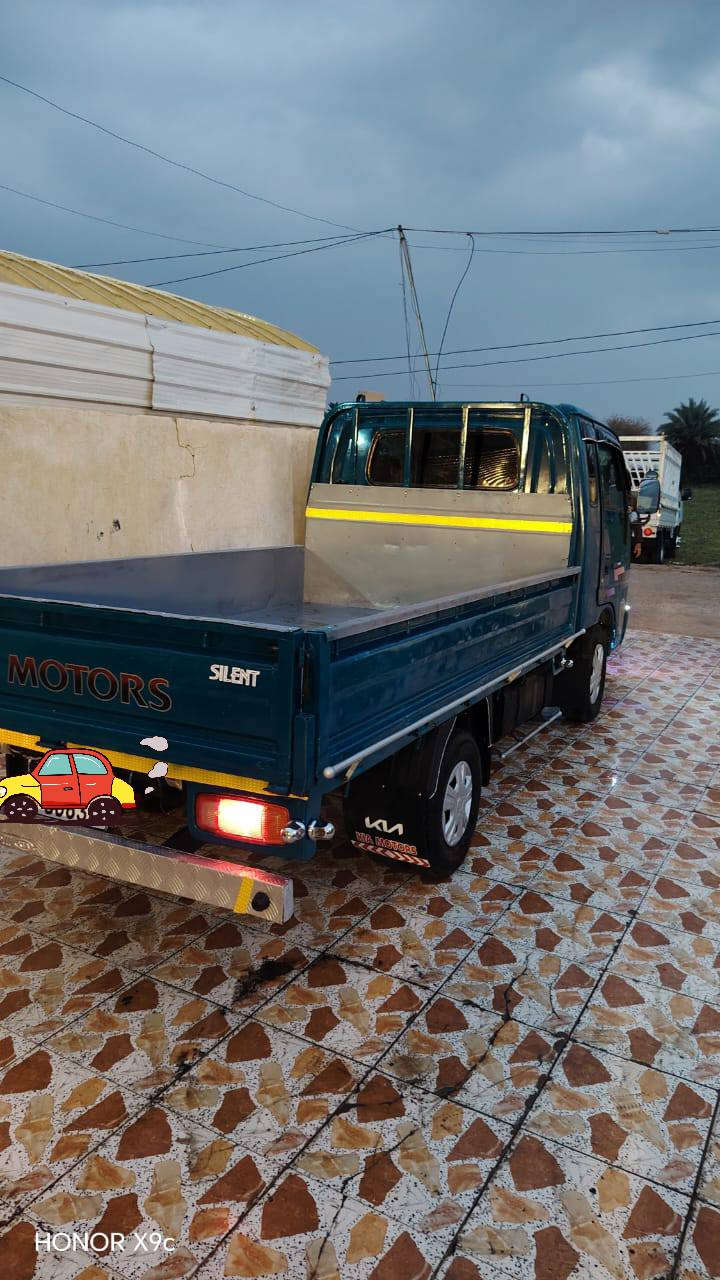 يالله 
السلام عليكم للبيع كيا ام عيون 2001  رقم صلاح الدين انكليزي  سنويه ل28بسمي هزه جديده تحويل ثاني يوم كير محرك اكسل شاصي رقم شاصي مكفول كهربائيات كلها شغاله صدر جديد  دوشمه جديده  السياره بلاديه صبغ دوسات وباب خلفي فقط مكان السياره التاجي 
 ***********
