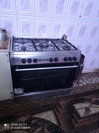 طباخ ايطالي • مقابل كوين بارك • قابل تفاوض