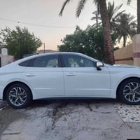 سوناتا موديل 22رقم أربيل بأسمي سياره مكفوله كفاله عامه ماعدا بارد قليل...