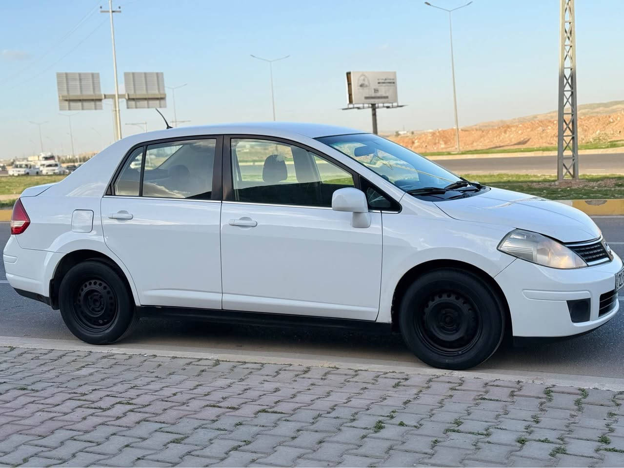 سلام علیکم 
نیسان تیدا
مودیل 2008
اتوماتیك
تحدید سرعة
مراية كهربائية 
جامات كهربائي
ابيض ثلجي
سيارة بدون صبغ
بدون ضربة بدون تبديل
بي ثلاث مكان تعديل بارد  بسيط
سنوية وقم كلة جديد 2029
بي بطاقة بنزين ⛽️ 
شرط تحويل غرامات
كير محرك بشرط بدون صوت و بخار
ماشية 191 الف حقيقي
***********
***********
مكان كركوك
سعر 92 $ كركوك, العراق
