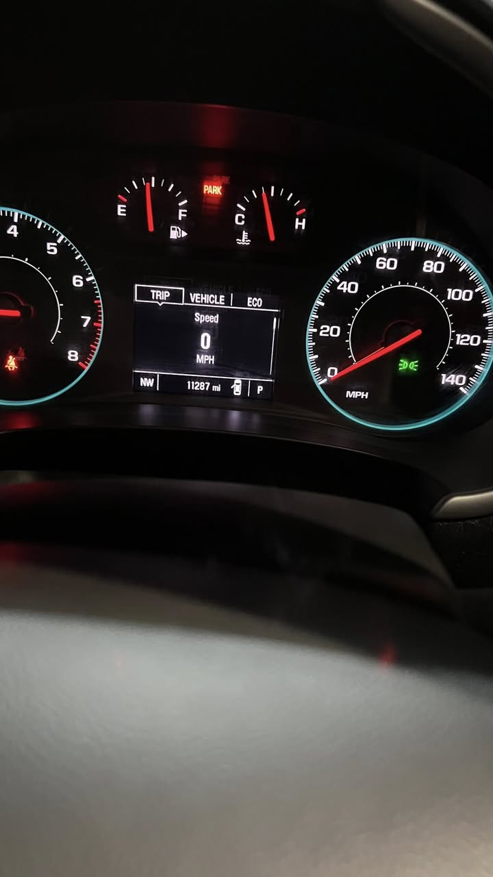 سلام عليكم اخوان ماليبو ٢٠٢٤ فول حره بدون رقم السياره كلش نضيفه وحلوه بيه بارد بلجاملغ الأمامي فقط بدون أي ضرر ثاني السعر ١٣٥ مع المجال ***********
