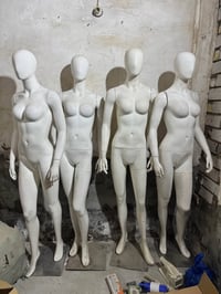 ملكانات أبيض • ٥ قطع • نضيفه ٩٠%