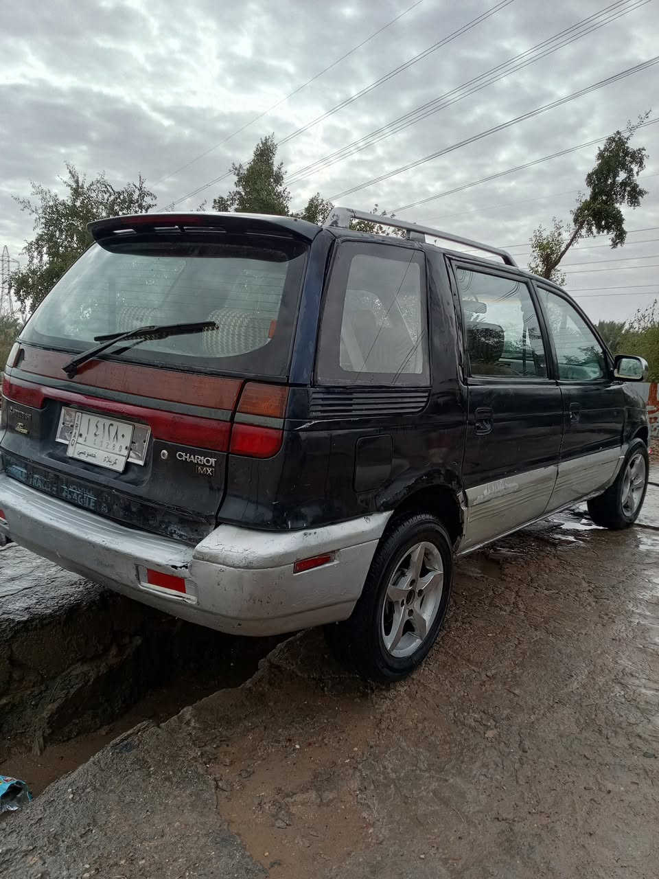 السلام عليكم ورحمة الله وبركاته مستي بوشي ياباني  7راكب محرك وكير كامري رقم كربلاء تحو ثاني يوم تخم تاير جديد كهربائيات شغاله للستفسار ***********
