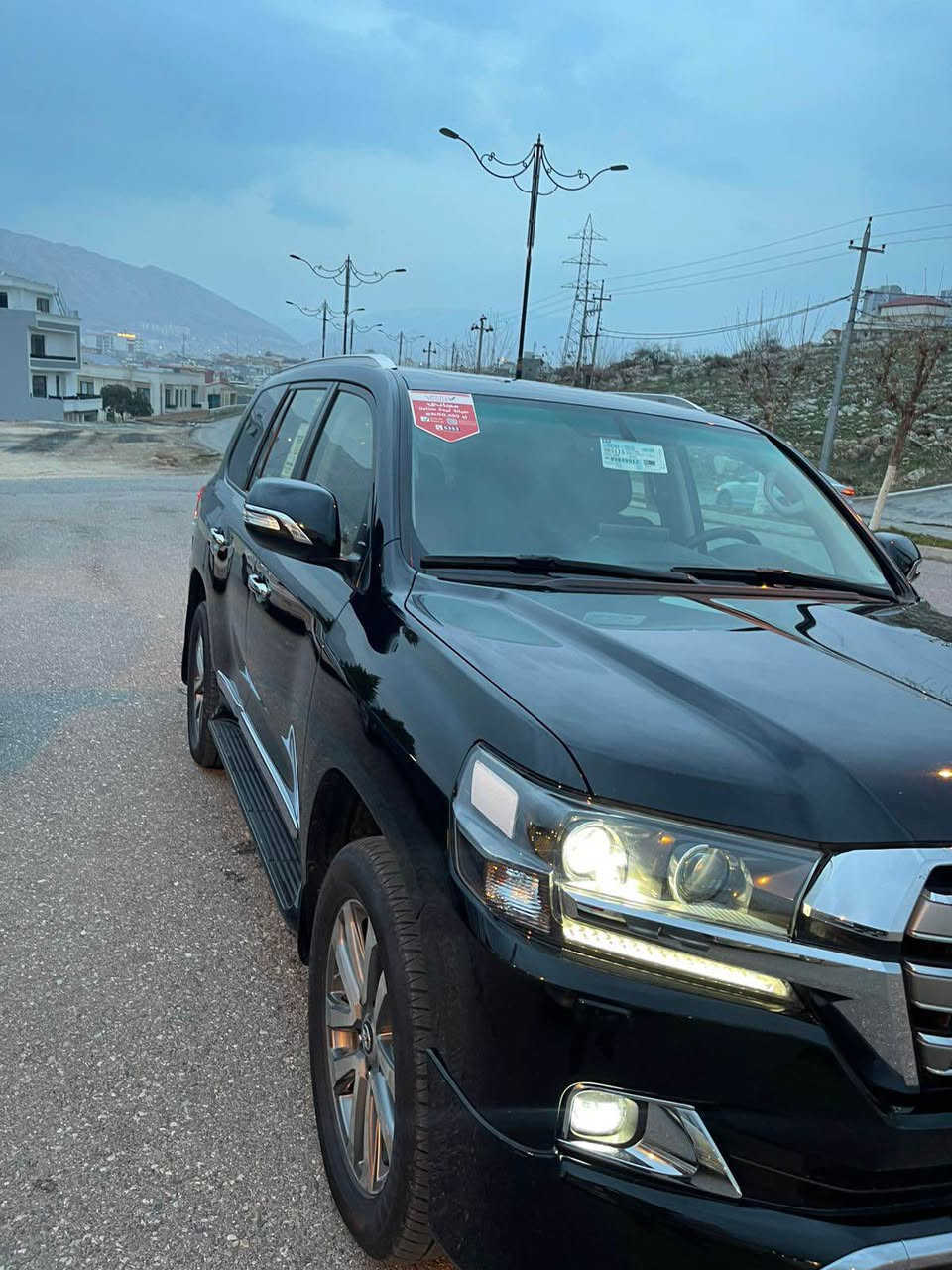 تلفون***********
تويوتالاندكروزر٢٠١٨  
شركه sas ماشيه ١٨٠ كيلو
كلين تايتلGXR
مواصفات فول 6سلندر ٣شاشه ٨ ارباك فول 
سعر ٤٧٥ مجال بسيط اكر, نينوى
