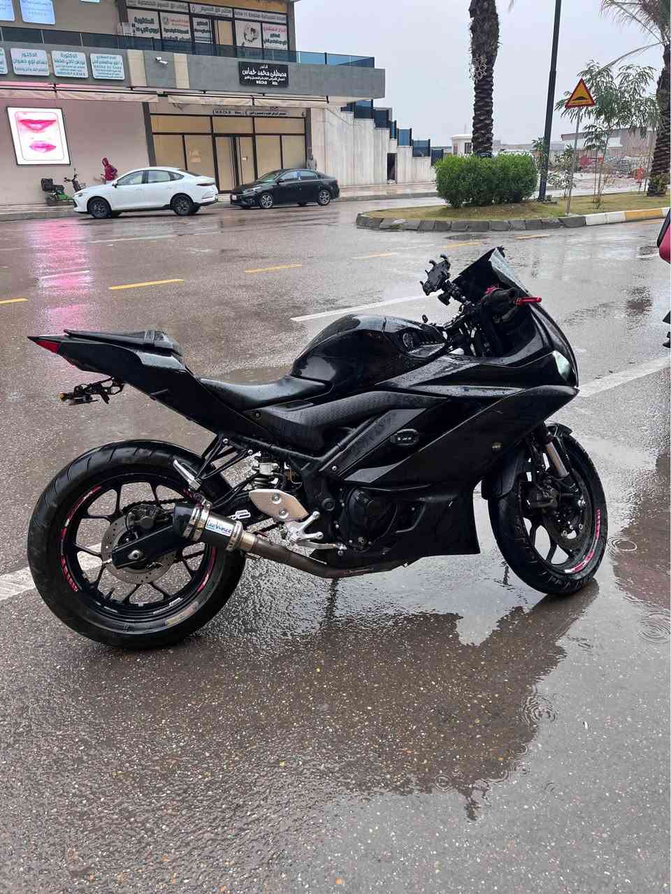 للبيع Yamaha R3 موديل 2020

دراجة Yamaha R3 موديل 2020 لون أسود، بحالة ممتازة جداً وخالية من الحوادث.

رقم بغداد انكليزي تحويل ثاني يوم
* الموديل: 2020
* اللون: أسود
* العداد: 12,000 كم
* خالية من الحوادث
* استخدام شخصي والمحرك والجير بحالة ممتازة
* لا تحتاج أي مصروف
* جاهزة للفحص في أي وقت

(الدراجة باسمي واحولك ثاني يوم)

الدراجة معروفة بقوتها واعتماديتها واقتصادها بالوقود، ومناسبة للمبتدئين ومحبي الدراجات الرياضية.

السعر: 45 ورقة
بيها مجال للي فلوسه جاهزة

للاستفسار والتواصل على الخاص 
او الرقم 
*********** بغداد, العراق
