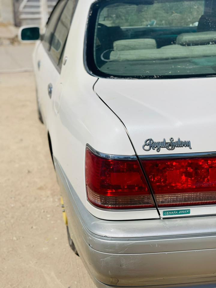 السلام عليكم سيارة جنون ادوات دكمتين مكينة ديفور الجبير السيارة كصتين دخول جديد كامله من كلشي حدادة كير مكينة السيارة جاهزة من كلشي / العنوان بصرة صبخة العرب رقم الهاتف ( ***********) اتصال ☎️ فقط 34
