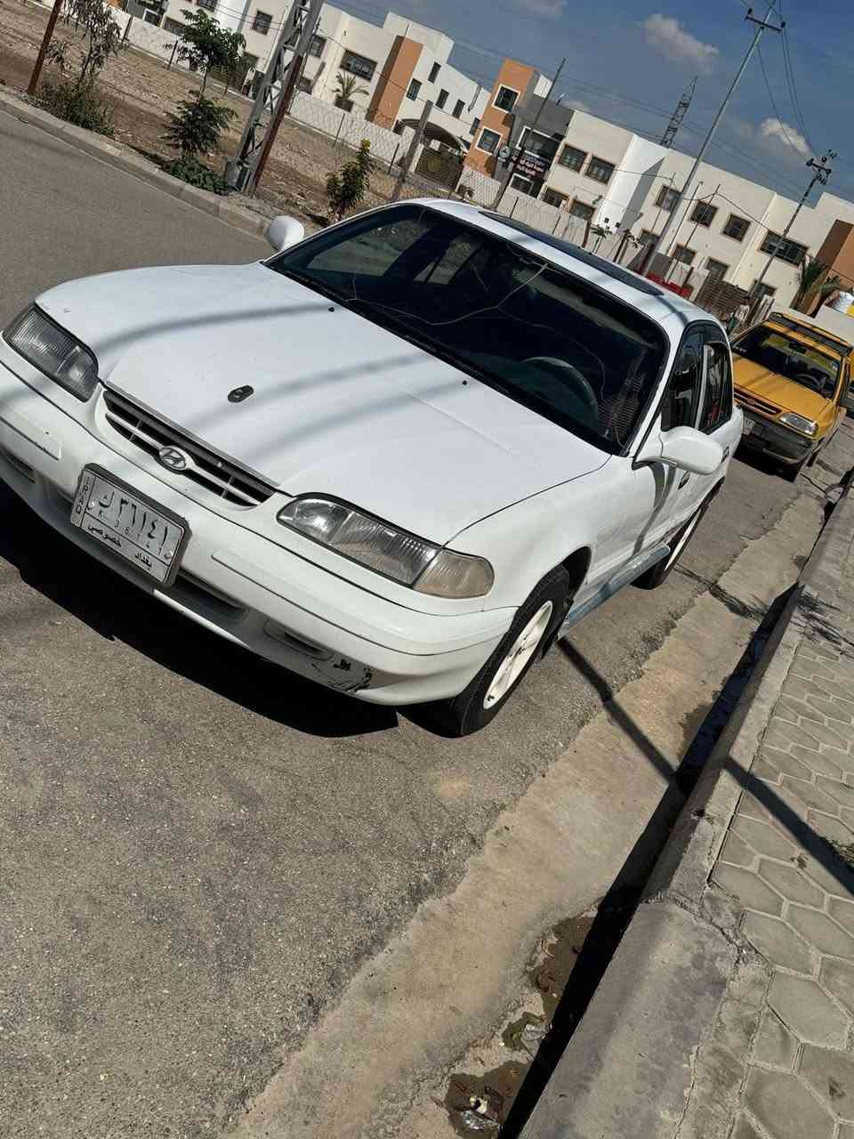 سوناتا 2 كير عادي محرك 2000 موديل 94/ بغداد باسمي / كير مكينة مكفولات سعرها 39 وبيها مجال للشراي مكانها الكوت
‏‪***********‬‏
***********
