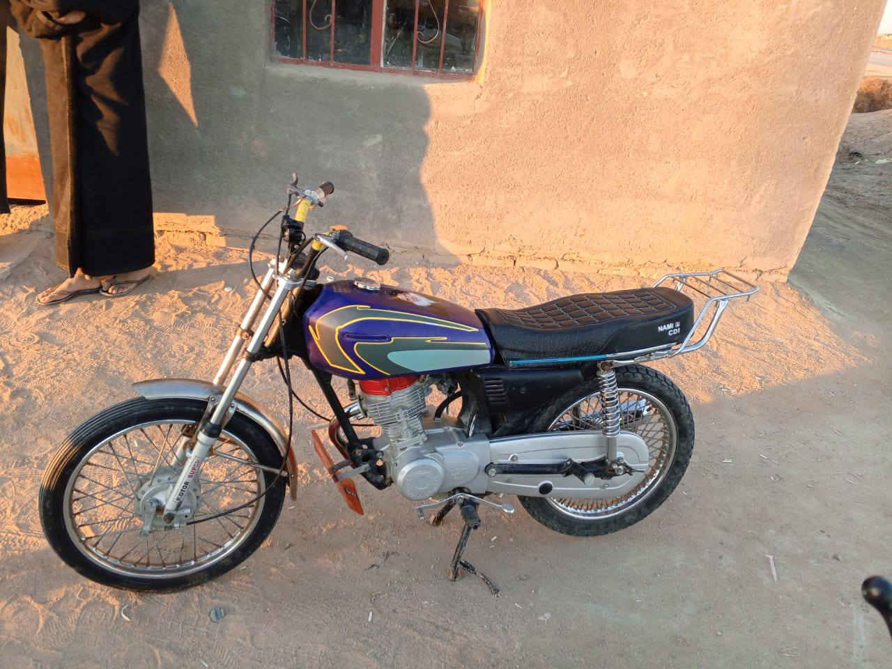 دراجه للبيع وراق استنساخ المكان الغراف السعر 400 وبيه مجال
‏‪0783 743 6830‬‏
