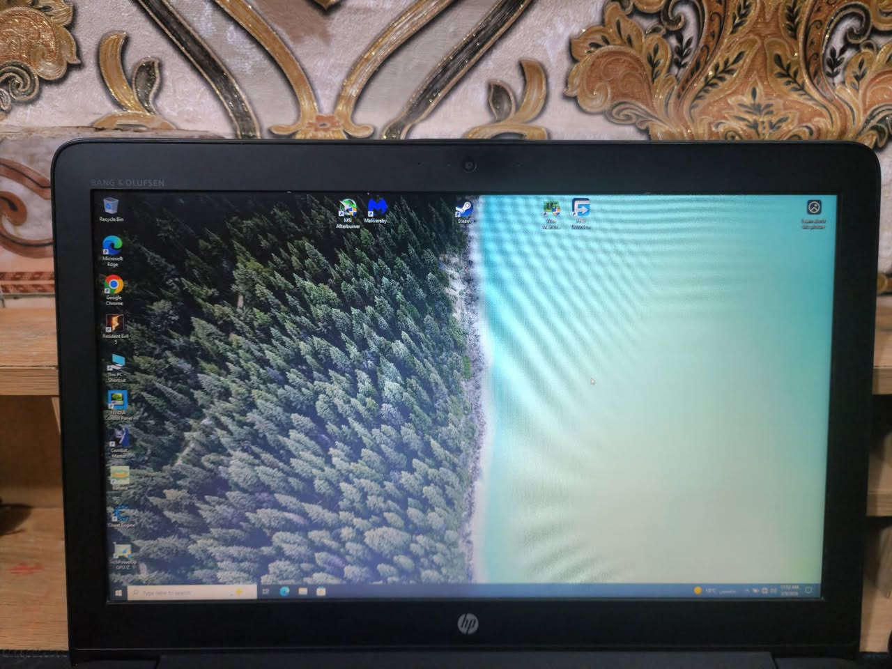 🔥 لابتوب قوي للبيع – HP ZBook 15 G3 🔥
لابتوب احترافي مناسب للدراسة، التصميم، المونتاج، وحتى الألعاب الخفيفة.

💻 المواصفات:
• المعالج: Intel Core i7-6820HQ بسرعة 2.7GHz
• الرام: 16GB DDR4
• كرت الشاشة: NVIDIA Quadro M1200 4GB
• التخزين: SSD 256GB + HDD 500GB
• الشاشة: 15.6 بوصة Full HD

⚡ جهاز سريع جداً ومناسب لبرامج التصميم والهندسة مثل AutoCAD وPremiere.

💰 السعر: 450$

📍 المكان: العراق
📲 واتساب: 7751965357

⚡ الجهاز نظيف وجاهز للاستخدام.


**إذا كنت صاحب هذا الإعلان وتريد حذفه لأي سبب، رجاءا أرسل رسالة إلى الدعم الفني**