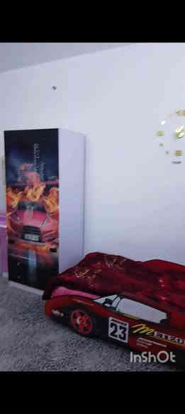 شقة ارضية للبيع الاعظمية الشيوخ/قرب جامع خطاب  واسواق الريماس فرع اسماك ناجي نعوش  تحتوي على صاله مفتوحة على المطبخ وغرفتين5×3 ومناور عدد 2 بالاضافة الى مطبخ تركي وغرفة نوم وغرفة اطفال مع الشقة ضمن السعر الكلي للتواصل على الرقم ***********
