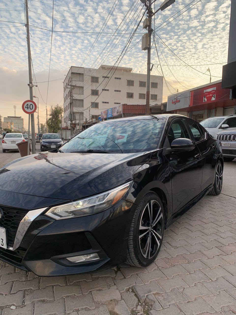 ✨ Nissan Sentra SR 2021 ✨
تایبەتمەندییە سەرەکییەکان:
• جۆر و مۆدێل: نیسان سنترا SR (سلایت)، مۆدێل 2021.
• ڕۆیشتوو: 109,000 کم.
• یاسایی: ڕەقەم و سەنەوی نوێیە و ئامادەی گواستنەوەیە.
دۆخی بێدی و ئێڕباگ:
• بۆیاخ: (بۆنیت و چاملغ) سبوغە بۆ جوانی و پاکی.
• تەعدیل: تەنها 3 جێگا تەعدیلی ساردی هەیە.
• بەدەنه: کەمێک شوێنەواری بەدەنی پێوەیە، بەڵام زۆر پاک ماوەتەوە.
• ئێڕباگ: (سوکان و شان) تەقیوە.
نرخ و مەعامەلە:
💰 135 وەرەقە ($13,500)
(مەعامەلەیەکی کەمیشی تێدایە بۆ کڕیاری ڕاستەقینە)

***********
*********** السليمانية, العراق
