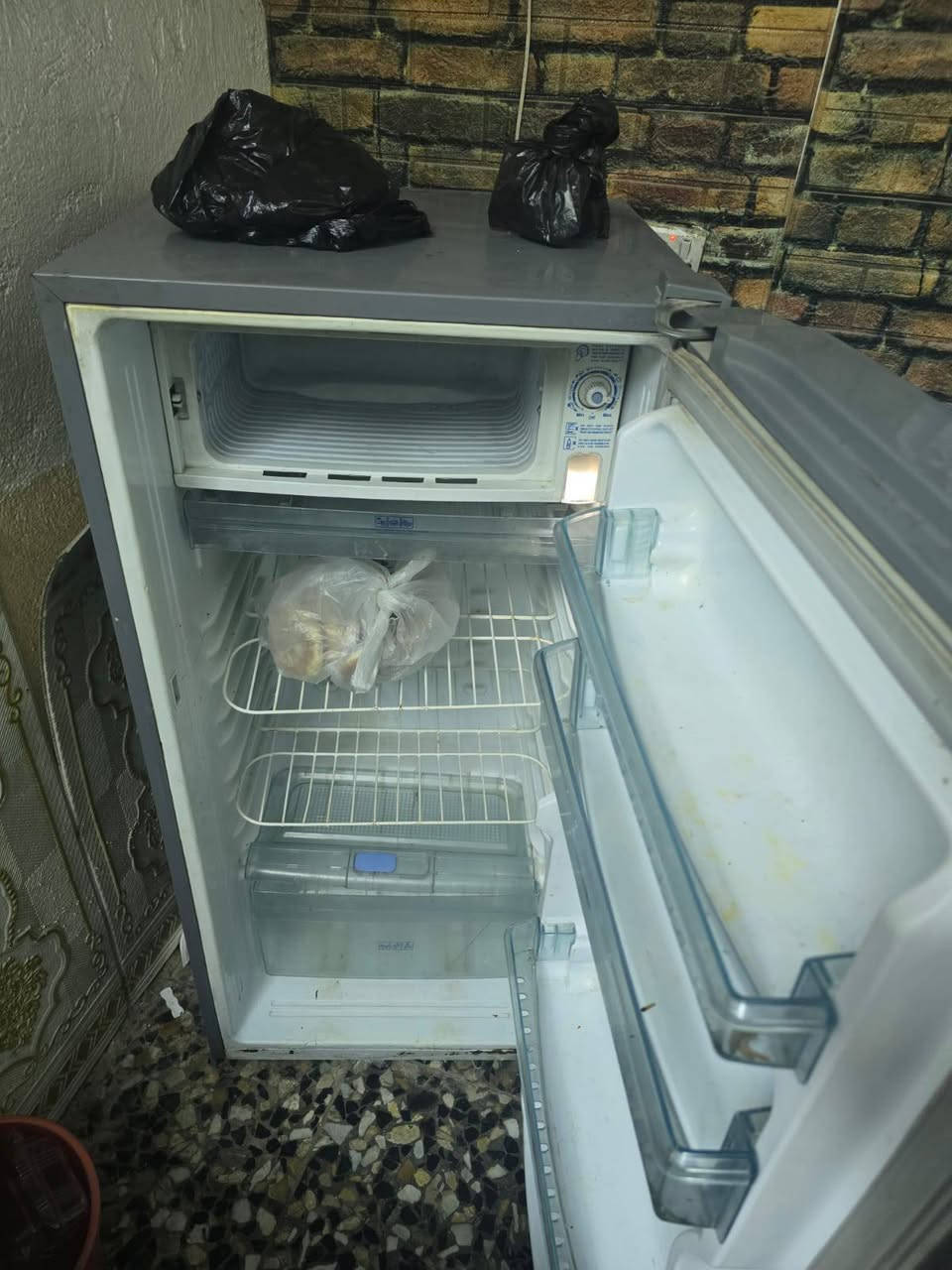 ثلاجه نضيفه ثلجهه زين لسعر ٧٠ عنوان نهايه حي اوؤ


**إذا كنت صاحب هذا الإعلان وتريد حذفه لأي سبب، رجاءا أرسل رسالة إلى الدعم الفني**