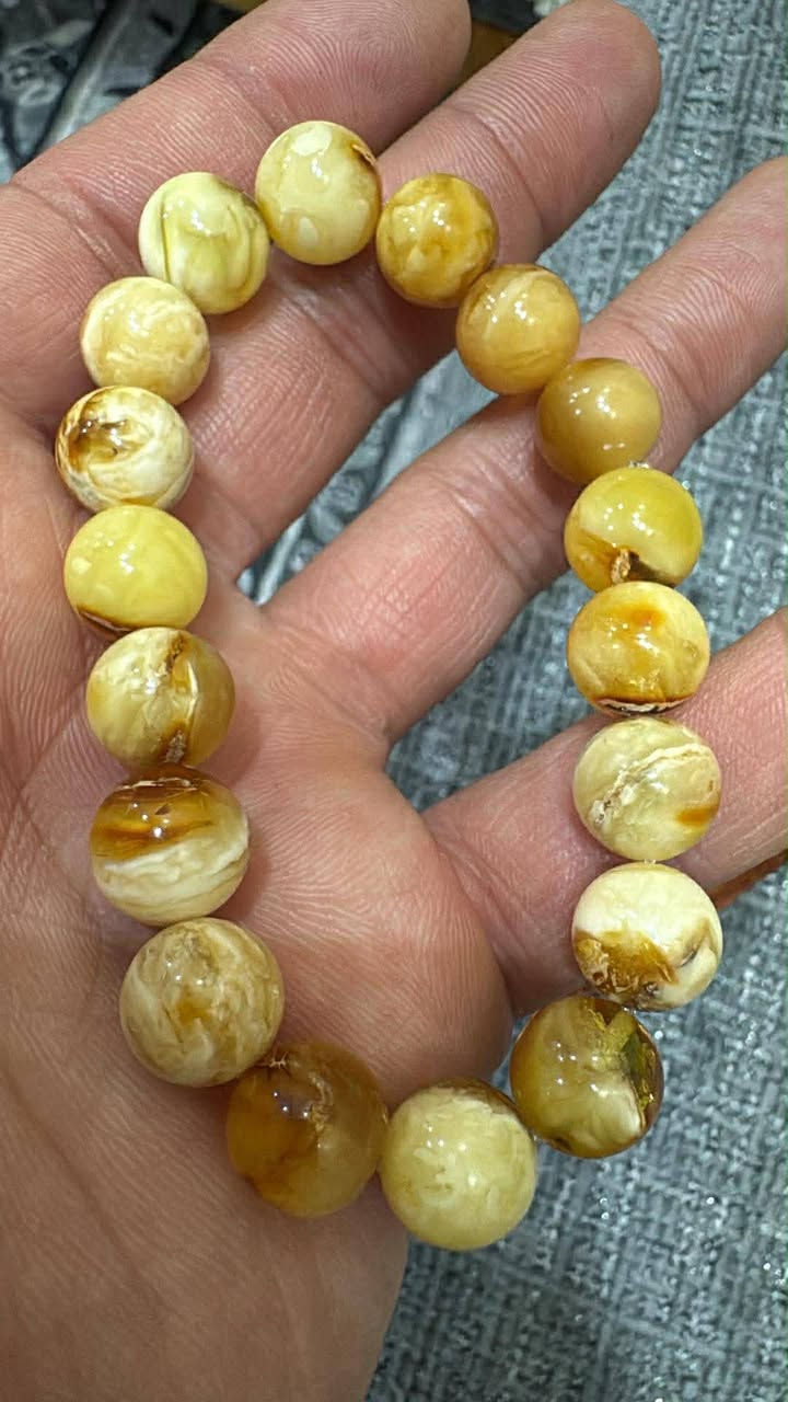 بولوني شجر بالكامل تايكر وزن والمسباح مع السوار 60 غرام السعر 300 الف قفل شراي تفضل خاص 

***********
