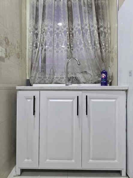 که ونته ری هه یکه ل ئه له منیۆم ده رگا ی داری بالۆن پریسه ته باغیشی له گه له که م   به کار هاتوه نرخی 380 هه زارو مامه له شوین هه ولیر *********** شقلاوة
