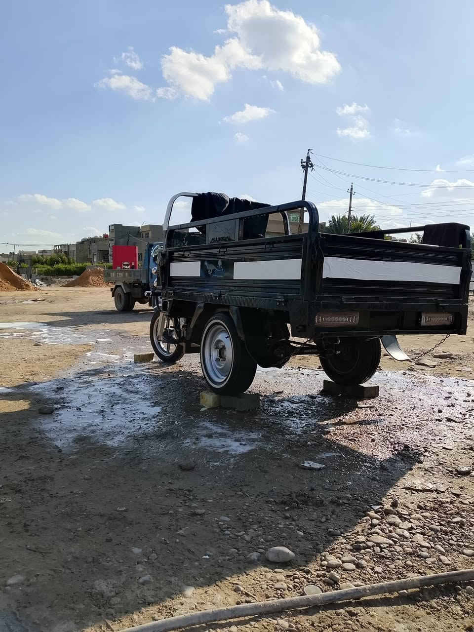 السلام عليكم بغداد الدوره السعر باثنين او ربع 2250 محرك 150 مفتوح بدل كلتشات ***********
