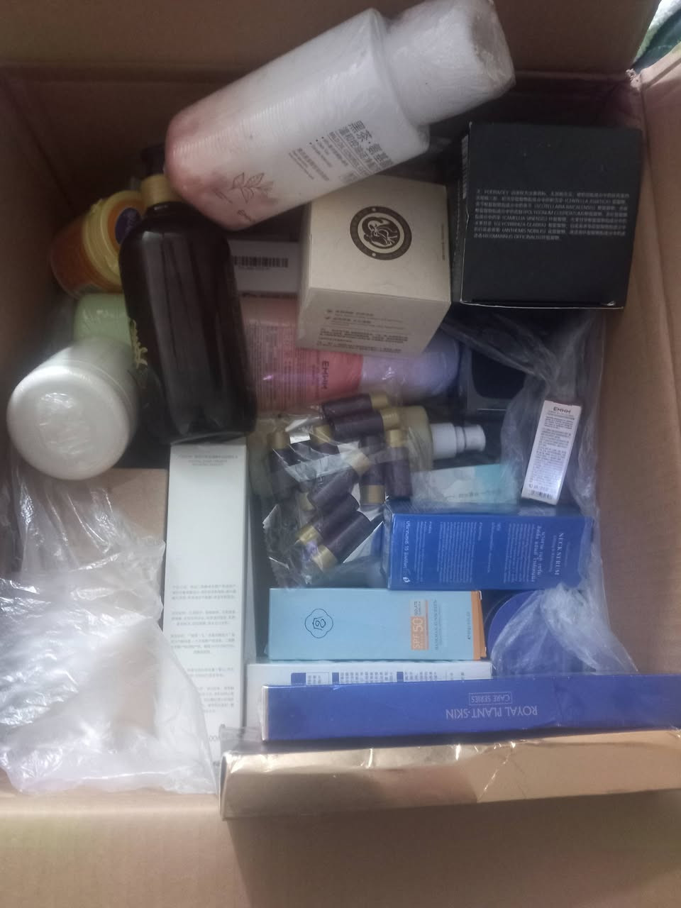 السلام عليكم
قطع عناية بالبشرة وللوجه قطعه بالف دينار توصيل مجاني زعفرانيه او جسر ديالى


**إذا كنت صاحب هذا الإعلان وتريد حذفه لأي سبب، رجاءا أرسل رسالة إلى الدعم الفني**