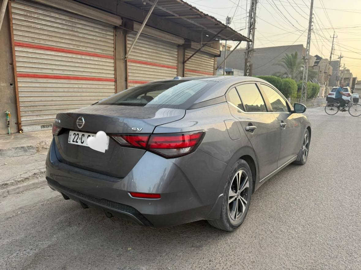 سلام عليكم نيسان سنترا موديل 2022نوع sv تجي موفات بصمه فول تحكمات مثبت سرعه سياقه ذاتيه وارد امريكي حادثه  فقط مقدمت البنيد الباقي كفاله عامه ماشيه 71 للستفسار  رقم اربيل اتصل تحويل مباشر *********** مكان سياره بغداد
