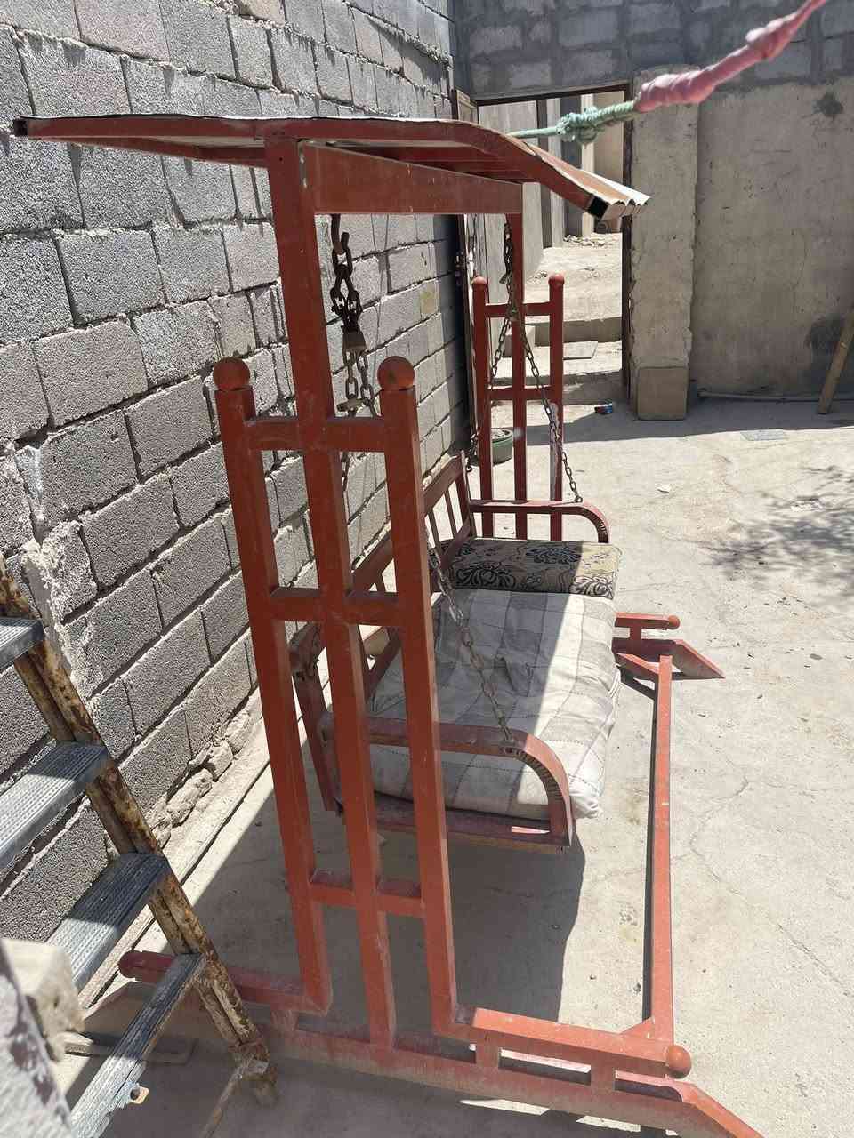 مرجوحة البيع السعر 150 بيه مجال .***********
