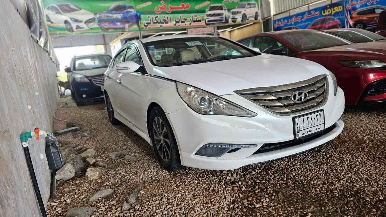 سلام عليكم.
سوناتا موديل 2014 رقم بغداد نكليزي  بسمي مداور ثاني يوم /اخوان سياره بيه 3قطع جاملغين وبنيد بدون دواخل سياره جازه حداديه مكينه كير تبريد كله فول وشغال المكان بابل الحله سياحي 
رقم تلفون [***********
