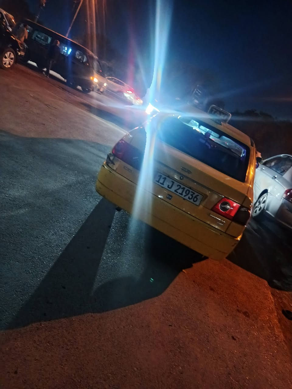 سلام عليكم شيري كوين موديل 2010 كير جديد مكينه بيهه تبخير فقط رنكات تتبدلل تايرات نصافه 70 بلميه تبريد انجماد لا حماوة ولا ابد صدر نص عمر داخلها يخبل مدوشمه جديد ومغلفه السياره ماشيه 151 لايت زنون منظومه كامله طستهه ناعمه كلش سست سماعات + مضخم صوت بيهه اناره داخليه السياره مشروع وطني ب اسمي مكانها بغداد العامريه السعر 30بيهه مجال قليل ***********
