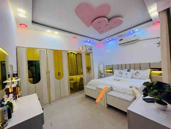 بيت للبيع 100 متر طابوصرف
حي ميسان قطاع 84 الشريط .. شارع 10 تبليط

يحتوي على

غرفة وصالة واستقبال ومطبخ ومكشوفة
وصحيات داخلية وخارجية وطارمة

السعر 115 مع المجال

للاستفسار *********** مكتب القلعة بحي ميسان
