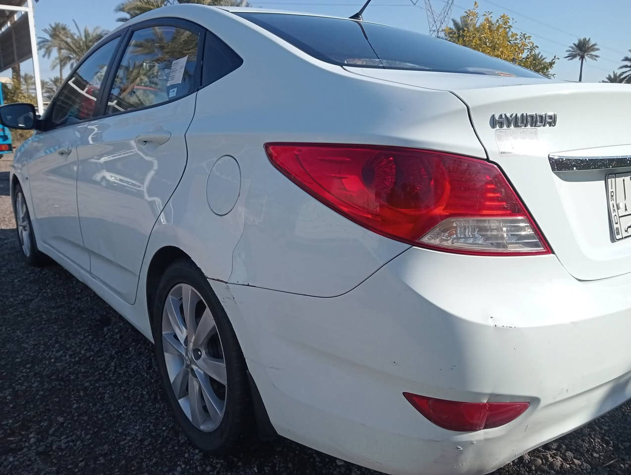 سلام عليكم
للبيع اكسنت موديل 2012
خليجي بيها صبغ بل بنيد شويه بدون ضربه 
رقم بغداد تحويل مباشر 
فول مواصفات مكينة 1600دوش
صدر جديد تخم تاير جديد سياره جاهزه 
سعر 100$ وبيها مجال 
الهاتف ***********
