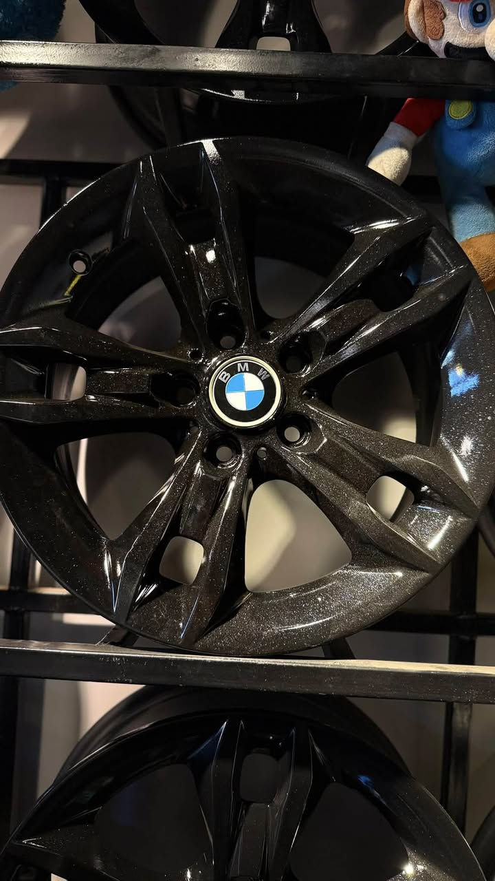 ويل كب 17 BMWون سايز - مال حاوية ونظافة توب
القياس: 17

 الضمان: مكفول كفل عام من العواج والتصليح (يعني شد وأنت مغمض) 💯.

 البيع: بيع أو مراوس.

 السعر: 400 ألف.

📍 المكان: بغداد - حي العامل - شارع 7 نيسان.

🚚 التوصيل: موجود توصيل وين ما تكون. بالعراق 

📞 للتواصل والاستفسار (واتساب): ***********
