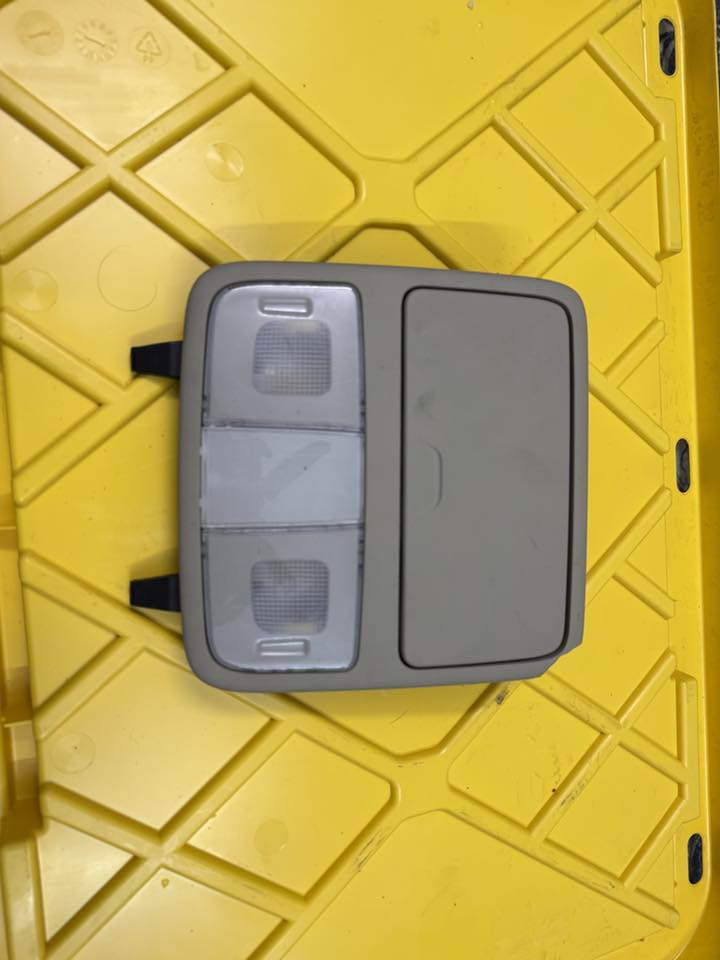 سلام عليكم بك لايت الانترا سوناتا اسبورتج بيع جمله ***********
