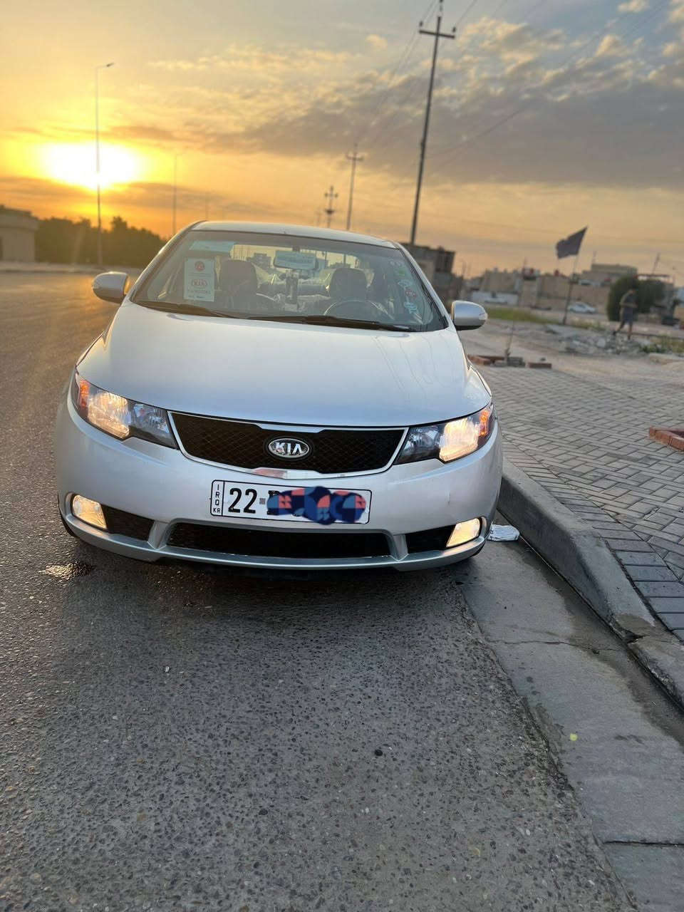 السلام عليكم سيراتو  للبيع اومراوس دخول جديد ادوات ادوات 
سيراتو 2013 اصل 
لون سلفري 
كصتين  شغل باجات 
متومه شمالي  سنويه 29
نضافه 100/100
مكينه كير اكسل كفاله
حداده جديده كلش 
مكينه 1600 دوووش 
مسجل دمام 
فقط فتحه 
تبريد ثلج منضومه جديده  
نضافه كشر 100
نضافه داخل 100
حجر بيئة موجود بلادي
تخم تاير جديد
سعرها 50  وبيه مجال 
سياره خير من الله الف ما ذب عليه
مكان سياره بصره  
*********** واتساب فقط
