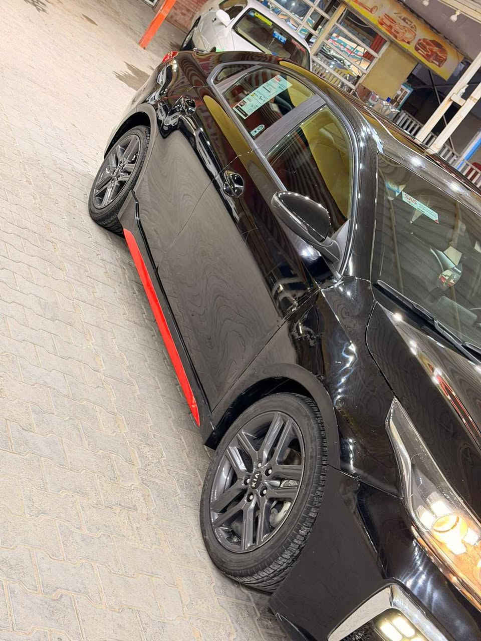 للبيع او المراوس 
فورتي ٢٠٢١ فول مواصفات جي تي رقم بغداد  امريكي قطعتين صبغ فقط مكينه ٢٠٠٠ دوش كفاله كير مكينه تبريد حداديه السعر ١٣٢ مكان السياره نجف للاستفسار ع الرقم *********** النجف, العراق
