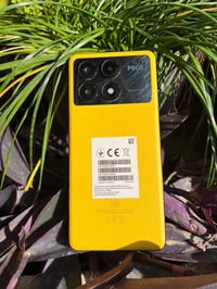 بوكو X6 برو 5G للبيع  التلفون بعده جديد لووك  ذاكرته :512 والعشوائيه 1...