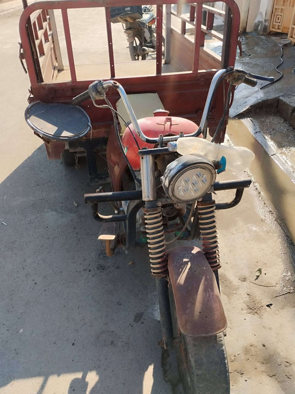 ستوتة للبيع ديوان ٢٠٢٠ محرك أوراق كاملة العنوان ديالى المقدادية للتواصل *********** السعر 500
