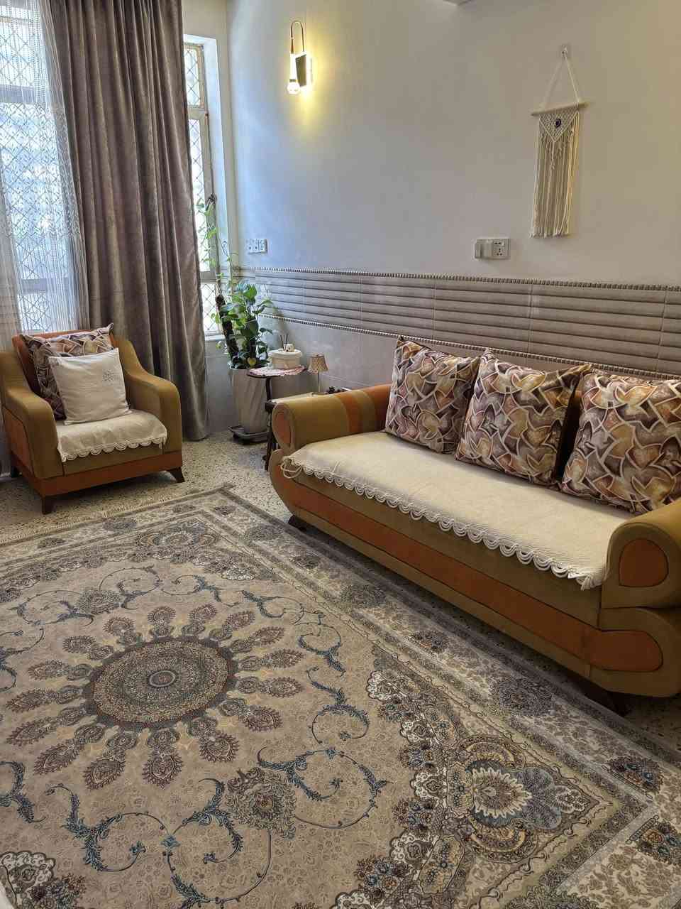 سلام عليكم تخم عراقي عشر مقاعد للبيع السعر ٣٠٠ للتواصل***********
