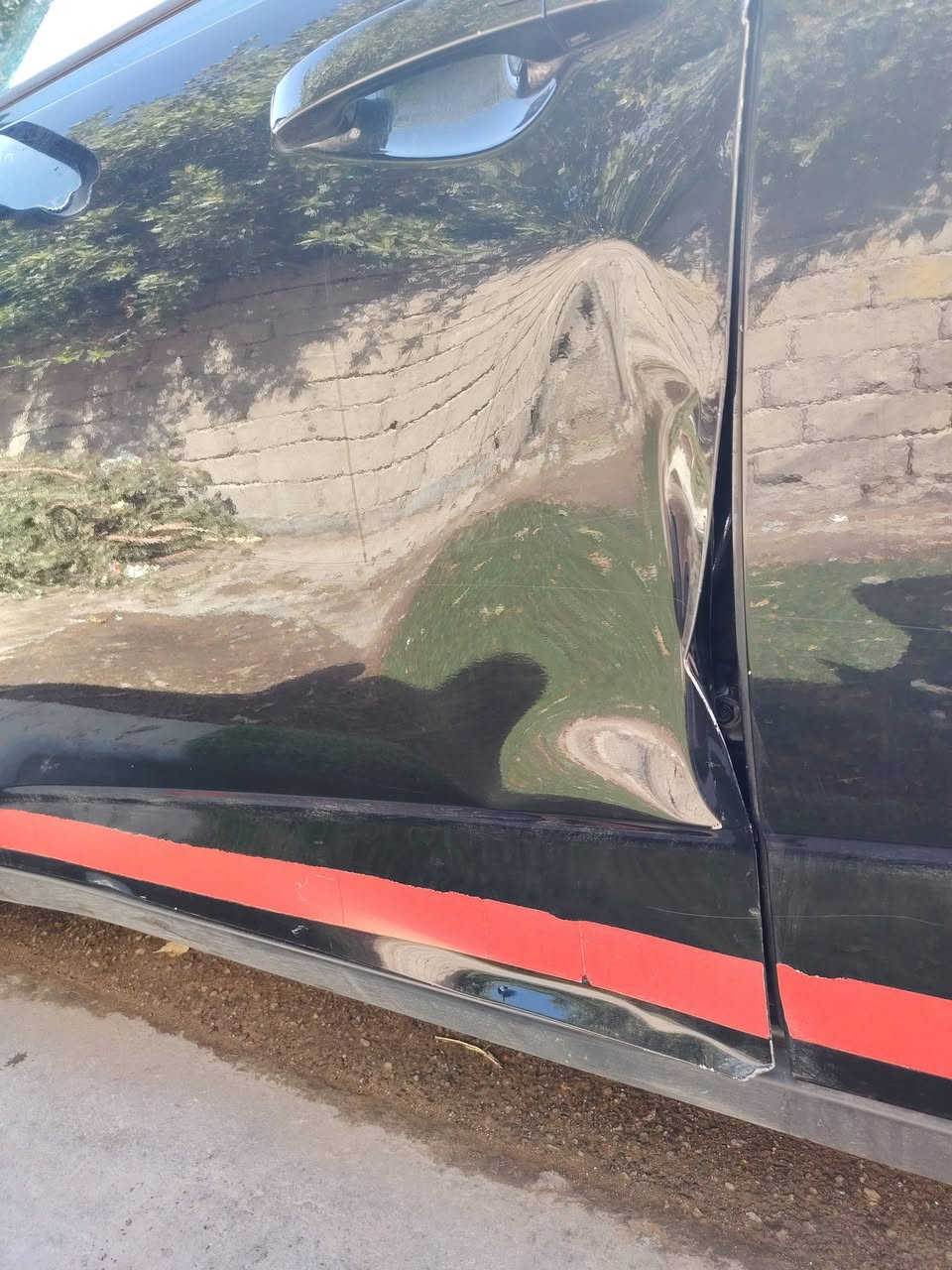 السلام عليكم كيه صول موديل ٢٠امريكي بسمي رقم بغداد دولي السعر ١٣٥وبيه مجال الاتصال***********
