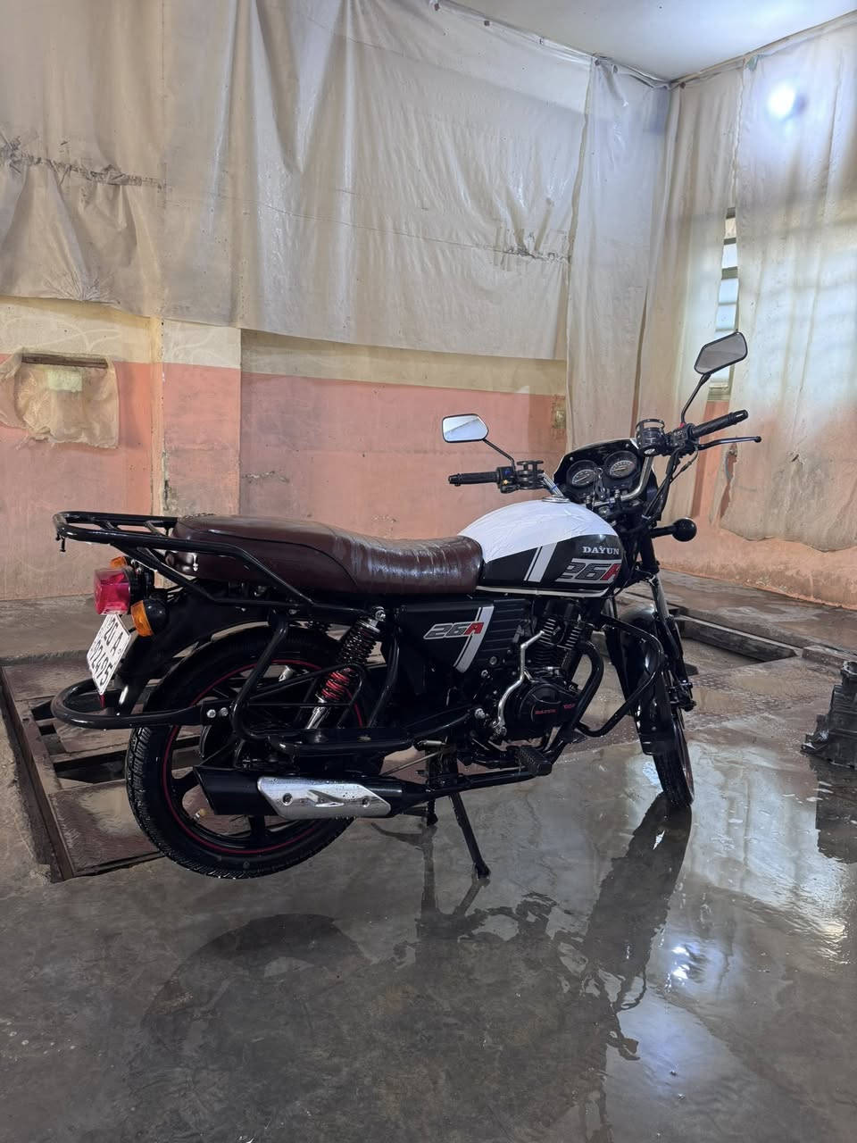 التفاصليل كاملة مكتوبة اقراهة يلا تخابرني
دايوان 2023 مرقمة لوحة وسنوية ديالى تحويل ثاني يوم الدراجة كفاله عامة من كلشي السعر ١٩٥٠  مكاني ديالى بعقوبة شارع جرف الملح شراي اتصل ممتواجد خاص ***********
