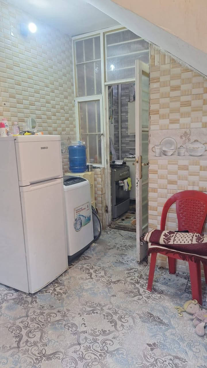 السلام عليكم
نص قطعه خلفيه للبيع الشعله القطاع الرابع قرب الرياضي طابق وفوك غرفه سندويش بناء سنه ٢٠٢٢ السعر٩٢.للاستفسار الاتصال ***********

