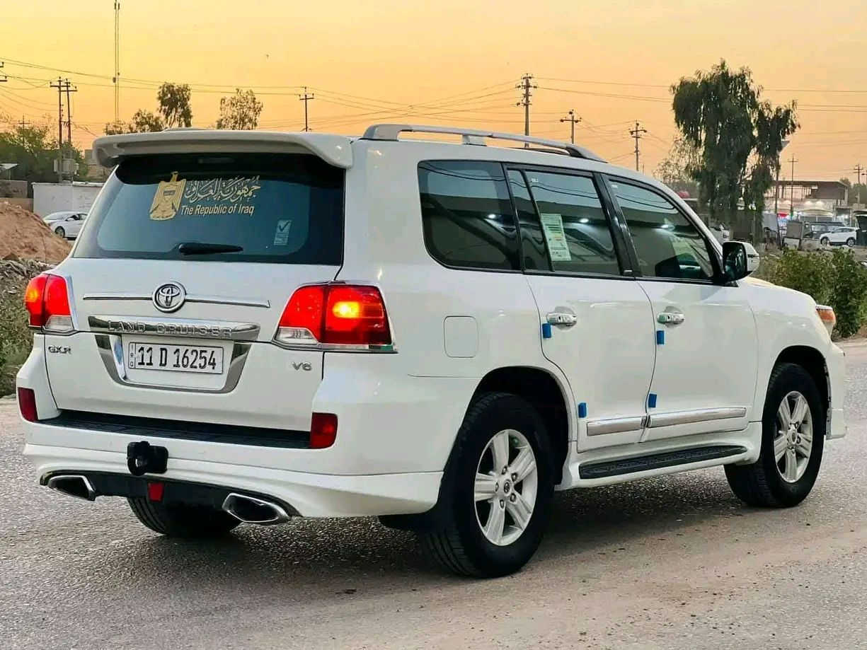 لاندكروزر 2010 محدثه 15 سياره جديده بالباكيت مكينه جير حداديه رقم تاير رقم دولي باسمنا تبريد ثلاث قطع ثلاجه سياره مال جناي ادامه كامله السعر 220 بيع مستعجل مكان السياره بالقاسم ناحيه الطليعه سياره بيها صبغ بدون دواخل بيها تجيهخفيفه***********
