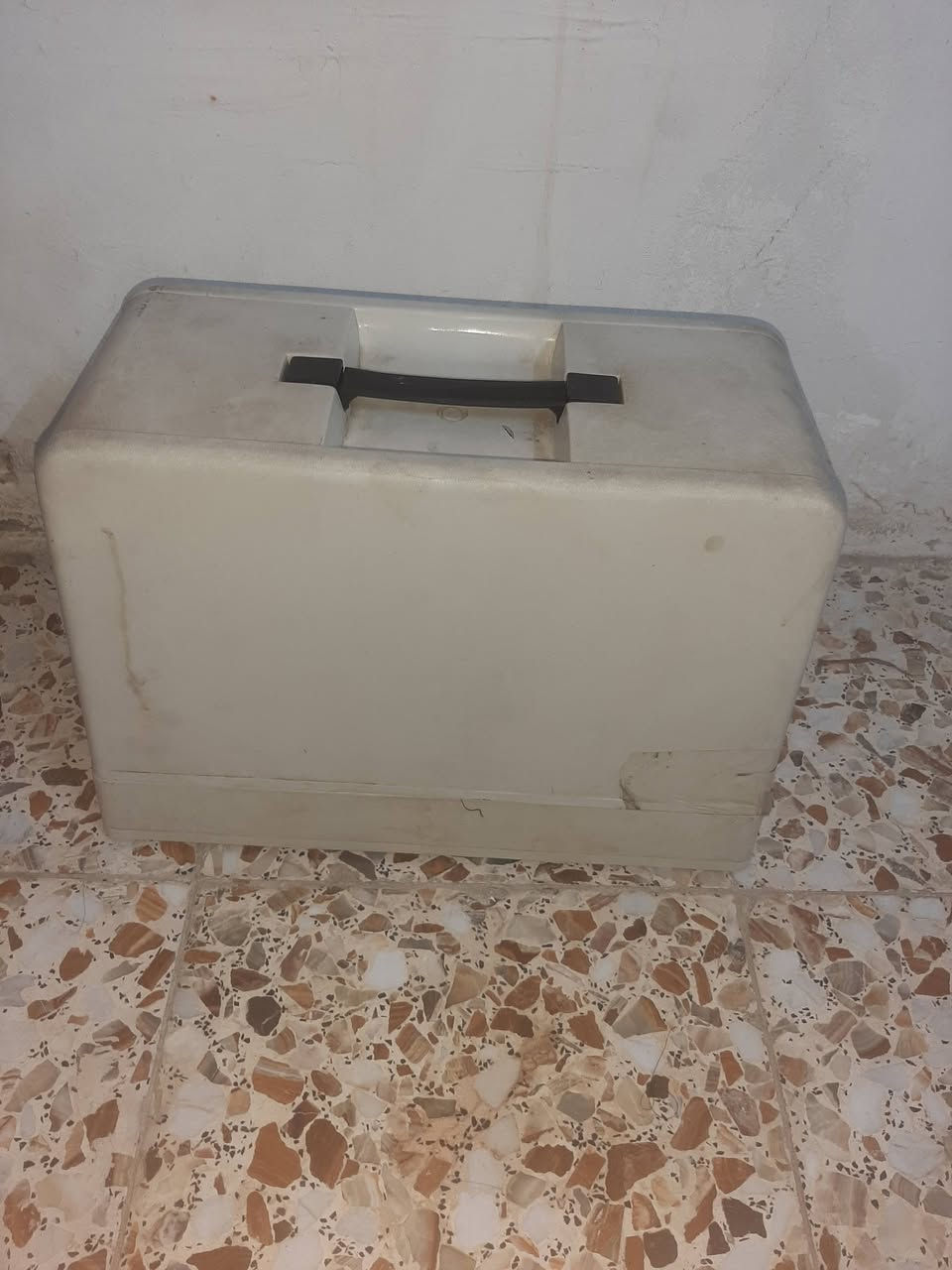 فقط تكطع خيط جديده ماطابه تصليح السعر 75
بوب الشام الي يريده يراسلني عل الخاص لو واسب ***********
