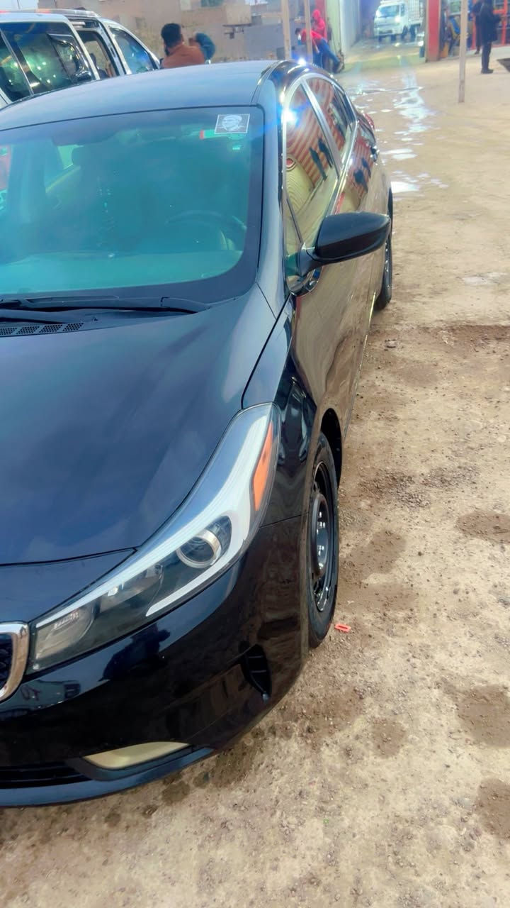 فورتي 2017حادث جنطة قبق ما مبدل معمر محرك 2000دوش كير AT   السعر مال بيع مستعجل عليها 114 ***********
